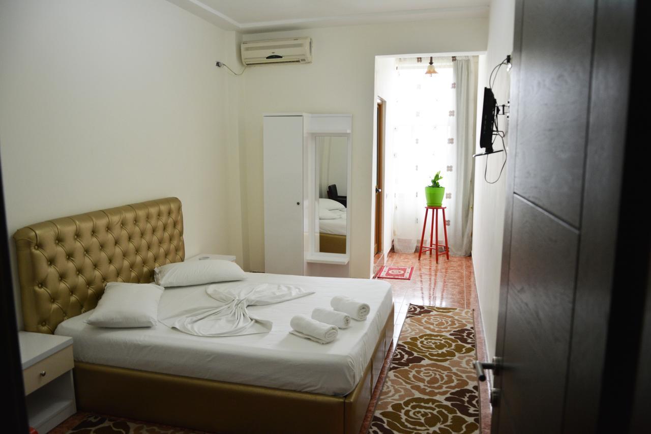 טיראנה Hotel Arberia מראה חיצוני תמונה