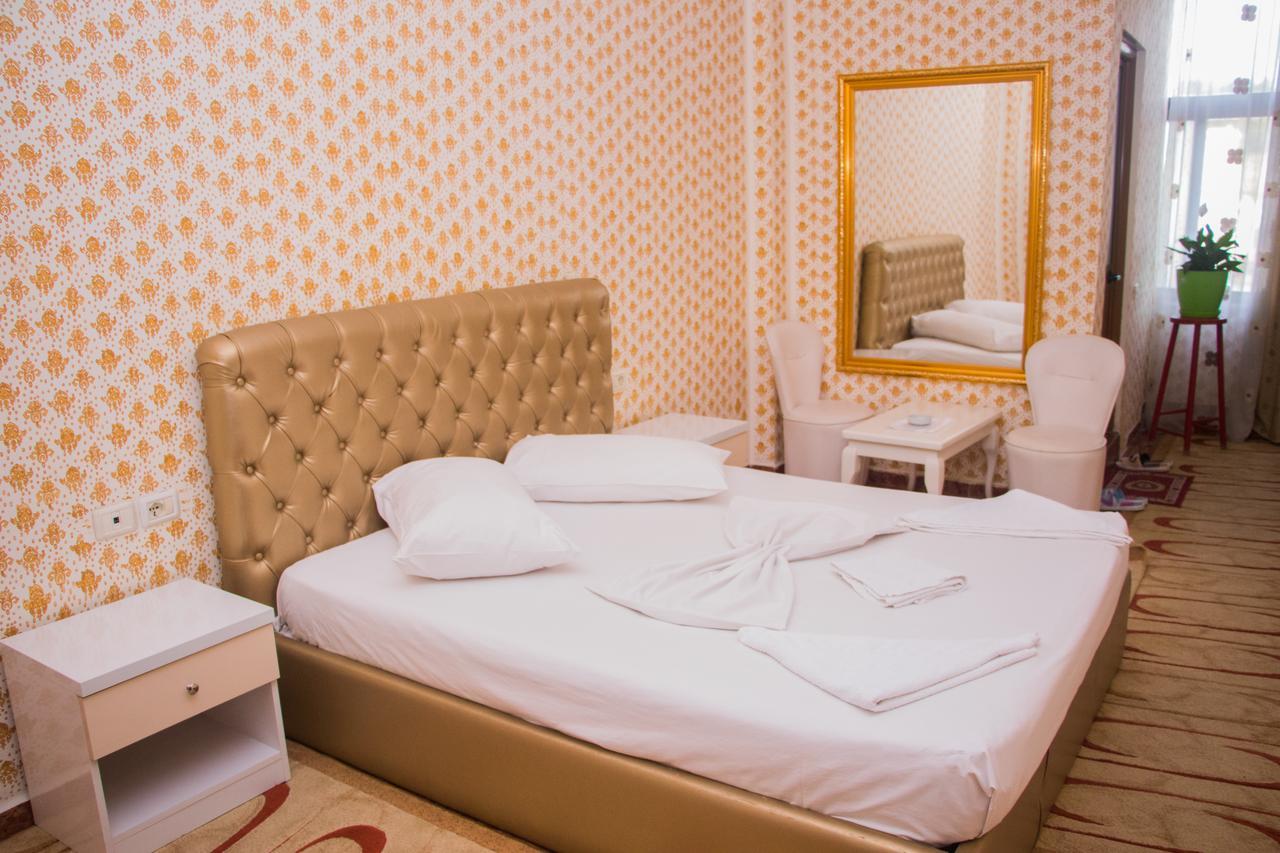טיראנה Hotel Arberia מראה חיצוני תמונה